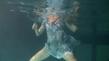 Ginger underwater